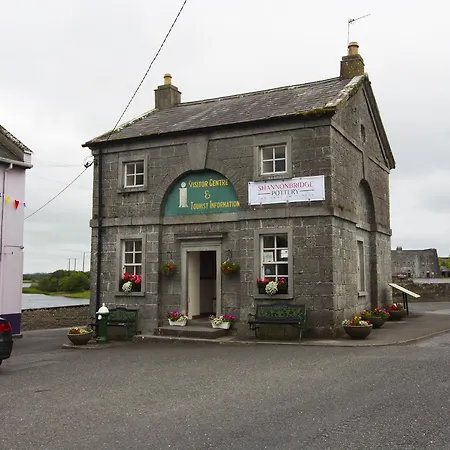 Rachra House * Shannonbridge